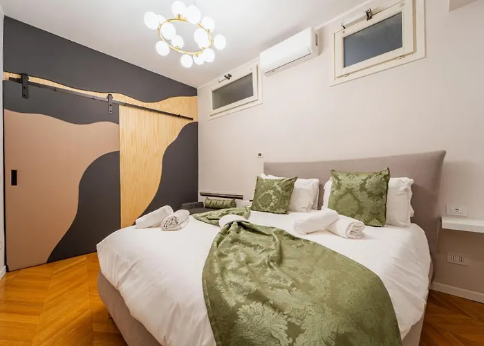 Отель типа "постель и завтрак" Giulia Urban Retreat 4*