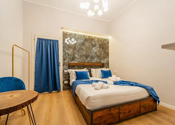 Giulia Urban Retreat Отель типа "постель и завтрак" 4*